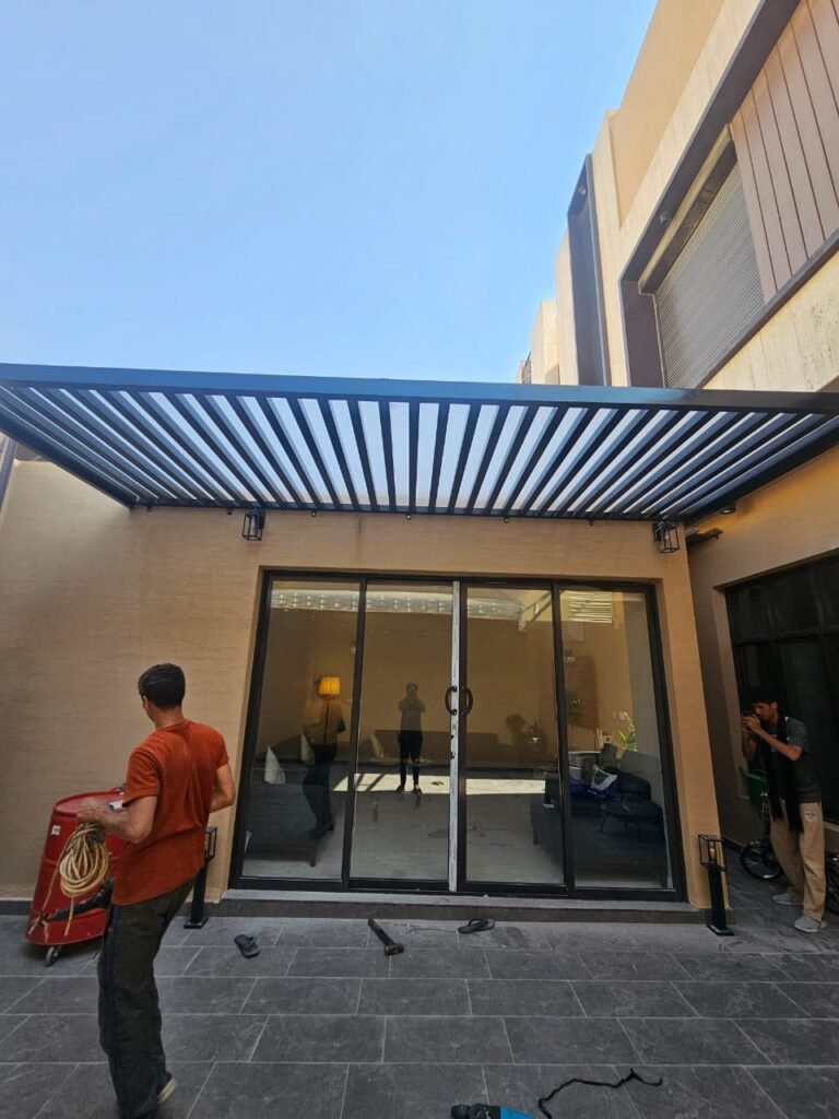 مظلات وسواتر الجنوب بالمملكة